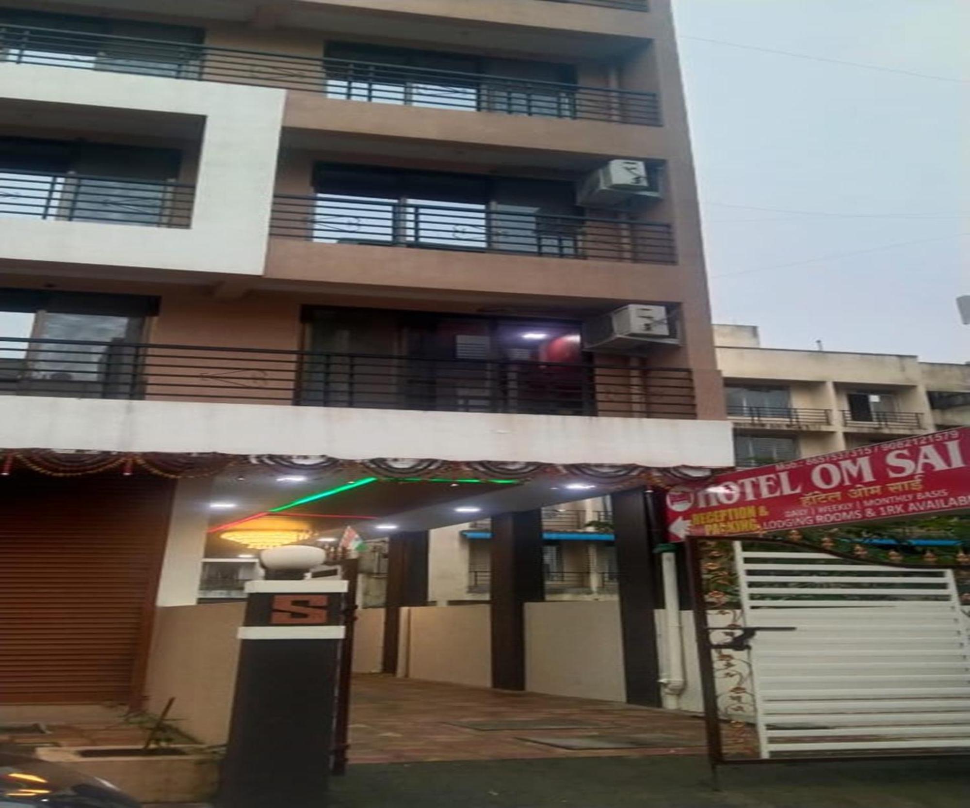 Hotel Om Sai Navi Mumbai Exterior foto